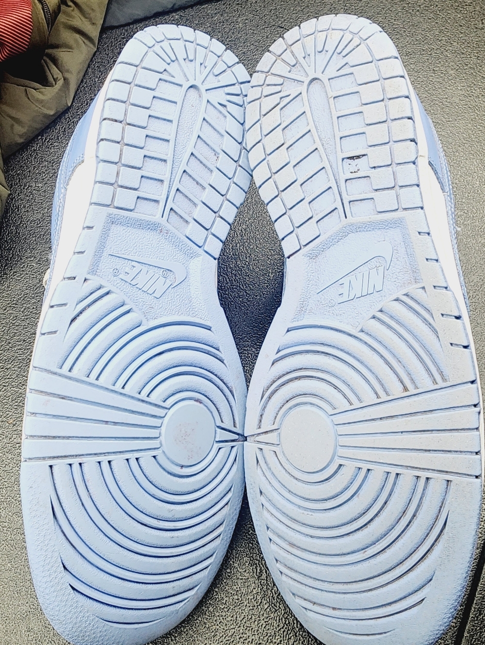 Nike Dunk Low Retro University Blue - Picture 7 of 9